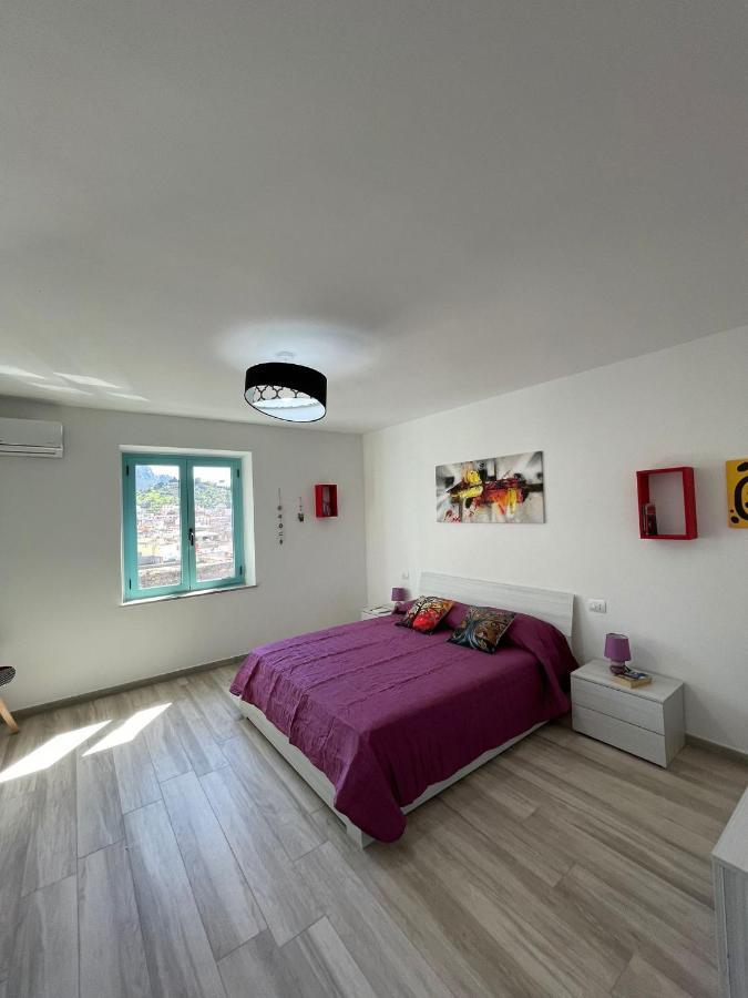 شقة Casa Vacanze Sa Piazza دورغالي المظهر الخارجي الصورة
